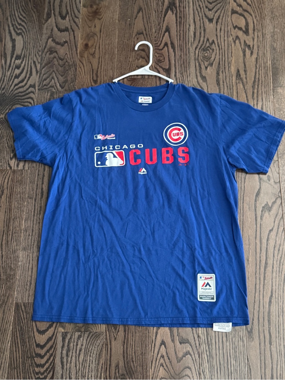 Chicago Cubs blue Majestic T-shirt BRAND NEW Size XL #MLB #baseball